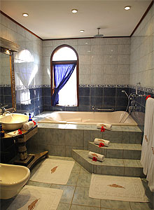 Almanara Resort
