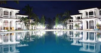 Bahari Dhow Beach Villas