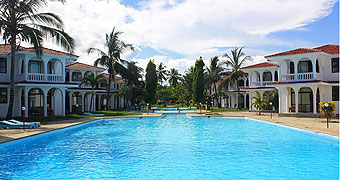 Bahari Dhow Beach Villas