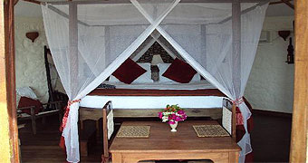 Cove Retreat Tree Houses