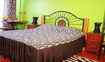 Khweza Bed and Breakfast Hotel 