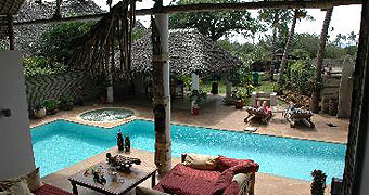 Maisha Marefu Villa House