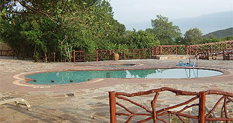 Sentrim Mara Game Lodge