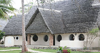 Galu Beach Retreat
