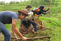 Kigali Cultural Day Tour Muhanga Town Rwanda