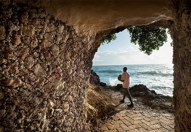 sirai-beach-house-kilifi-is-on-the-southern-side-of-kilifi-creek-where-the-goshi-river-reaches-the-indian-ocean Sirai Beach House Kilifi