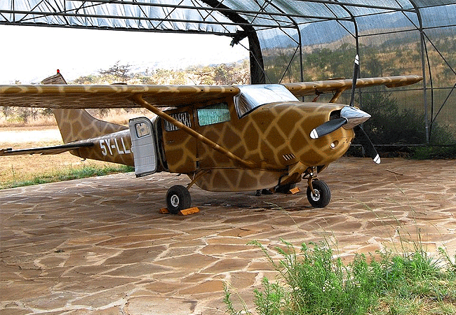 campi-ya-kanzi-camp-luxury-tented-safari-camp-bush-flight Campi ya Kanzi Camp Chyulu Hills Tsavo West National Park Kenya