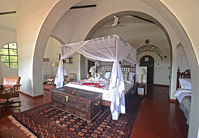 Grogan's Castle Hotel, Tsavo West National Park
