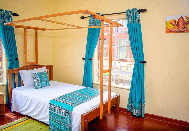 kamboyo-guest-house-single-room Kamboyo Guest House