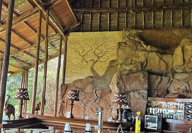 kilaguni-serena-safari-lodge-tsavo-west-national-park-bar Kilaguni Serena Safari Lodge