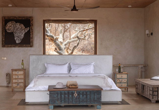 kipalo-hills-lodge-mbulia-conservancy-tsavo-west-natonal-park-cliff-villa-guest-bed Kipalo Hills Lodge Mbulia Conservancy Tsavo West National park