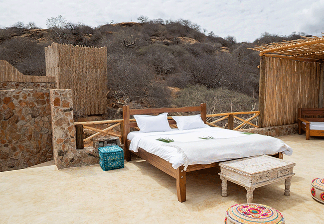 kipalo-hills-lodge-mbulia-conservancy-tsavo-west-natonal-park-cliff-villa-rooftop Kipalo Hills Lodge Mbulia Conservancy Tsavo West National park