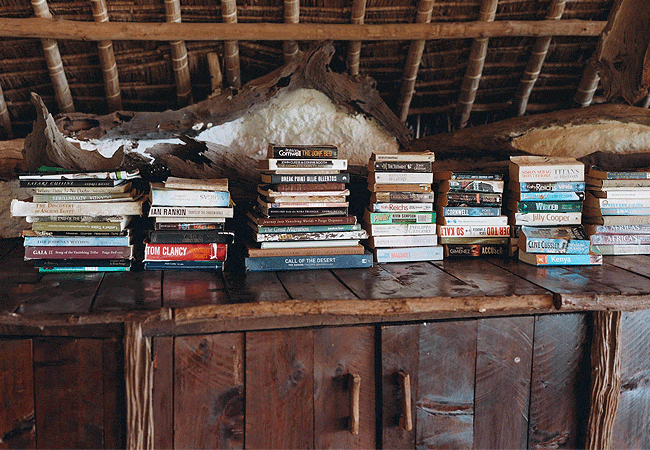 kipalo-hills-lodge-mbulia-conservancy-tsavo-west-natonal-park-has-a-library-of-books-in-the-mess-area Kipalo Hills Lodge Mbulia Conservancy Tsavo West National