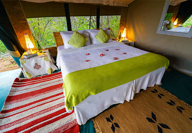 kipalo-hills-lodge-mbulia-conservancy-tsavo-west-natonal-park-safari-tent-guest-bed Kipalo Hills Lodge Mbulia Conservancy Tsavo West National park