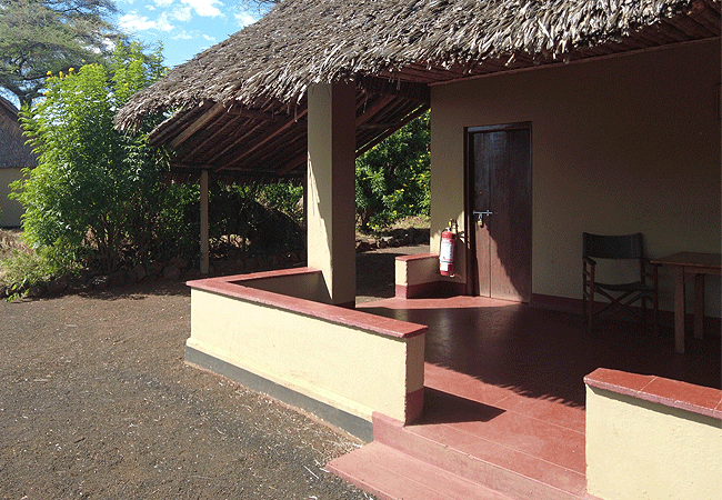 kitani-bandas-tsavo-west-national-park-self-catering cottage Kitani Bandas Tsavo West National Park