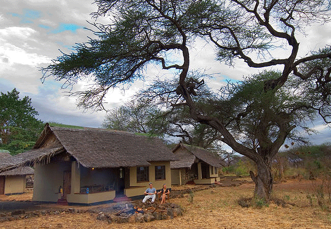 kitani-bandas-tsavo-west-national-park Kitani Bandas Tsavo West National Park