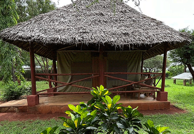 lake-jipe-eco-lodge-safari-tents-accommodation Lake Jipe Eco Lodge Tsavo West National Park Kenya