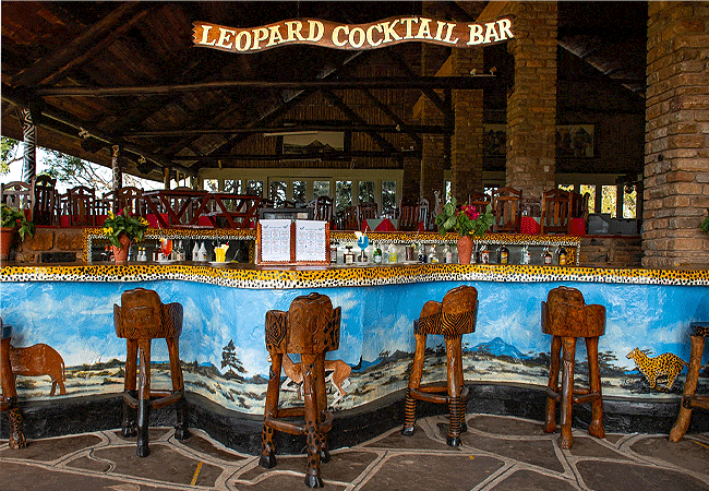 ngulia-safari-lodge-tsavo-west-national-park-bar-and-restaurant-over-ook-the-water-hole-and-incredible-views Ngulia Safari Lodge Tsavo West National Park