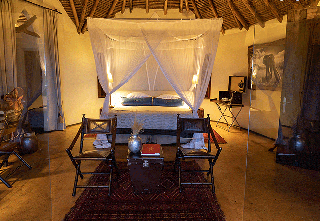 ol-donyo-lodge-chyulu-hills-is-home-to-8-deluxe-suites-and-1-x-2-bedroomed-family-sambu-suite Ol Donyo Lodge Chyulu Hills Kenya Safari