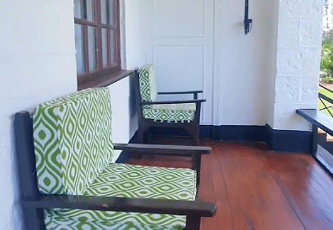 outspan-hotel-nyeri-balcony Outspan Hotel Nyeri