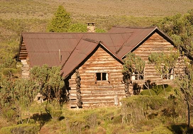 Rutundu log cabins Mount Kenya