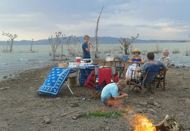 samatian-island-lodge-sundowner-cocktails Samatian Island Lodge Lake Baringo