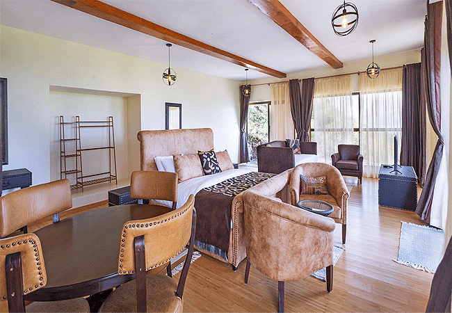 sleeping-warrior-camp-lake-elementaita-batian-premier-cabin Sleeping Warrior Camp Lake Elementaita