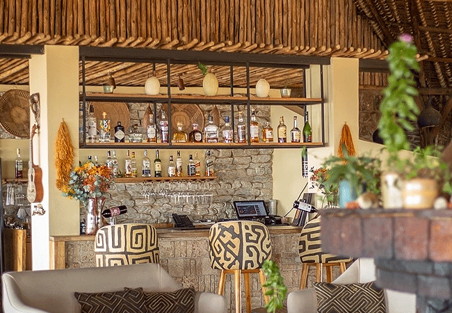 soroi-lions-bluff-lodge-tsavo-west-national-park-bar Soroi Lions Bluff Lodge Tsavo West National Park Kenya Safari