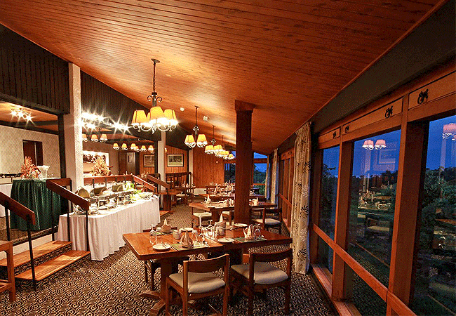3-days-2-nights-ark-&-aberdare-country-club-safari-dining-room-at-the-ark-lodge 3 Days 2 Nights Ark & Aberdare Country Club Safari