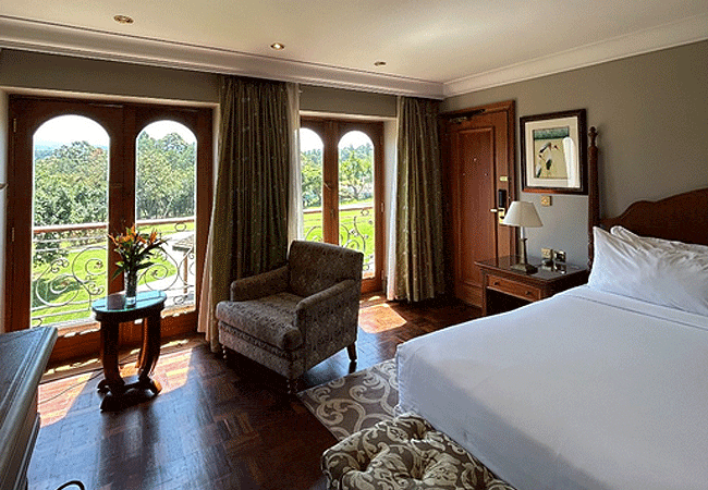 6-Day/ 5-Night Kenyan safari Aberdare National Park, Ol Pejeta Conservancy, Masai Mara