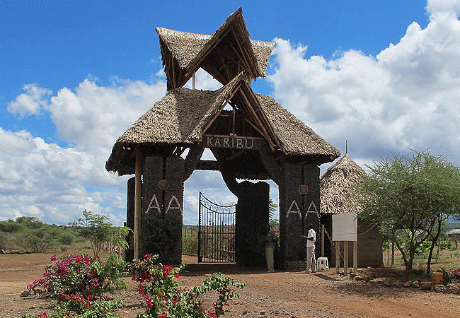 aa-lodge-amboseli-national-park-entrance-gate AA Lodge Amboseli National Park Kenya Safari