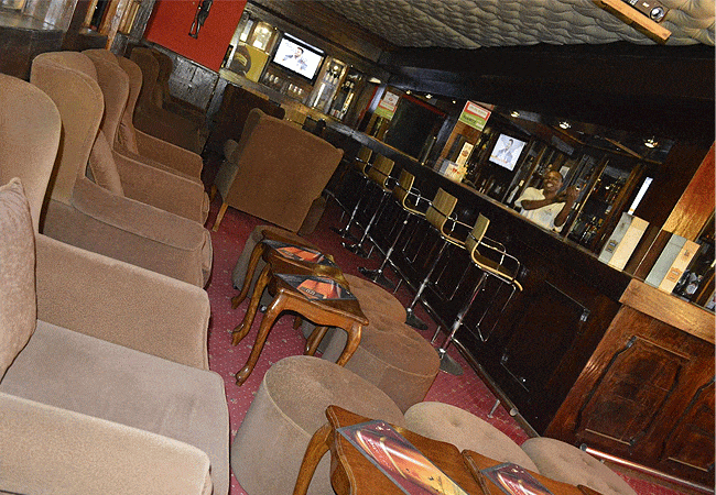 andymac-palace-county-resort-&-conference-centre-bar Andymac Palace County Resort & Conference Centre