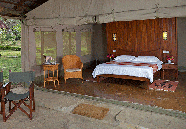 ashnil-aruba-lodge-tsavo-east-national-park-guest-tent Ashnil Aruba Lodge Tsavo
