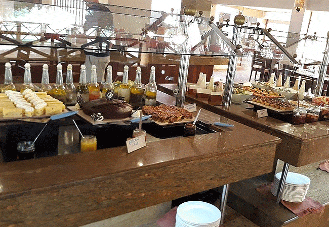 ashnil-aruba-lodge-tsavo-east-national-park-offers-continental-breakfast-buffet-for-guests Ashnil Aruba Lodge Tsavo