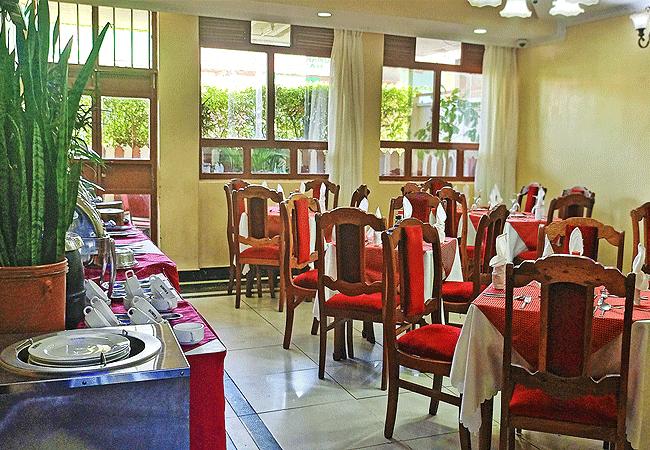 bomen-hotel-isiolo-serves-local-and-international-cousine-buffet-&-ala-carte-vegetarian-vegan-and-halal-the-sitting-area-is-available-both-indoor-&-outdoor Bomen Hotel Isiolo
