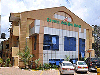 Crown Jakiba Hotel – Kampala City