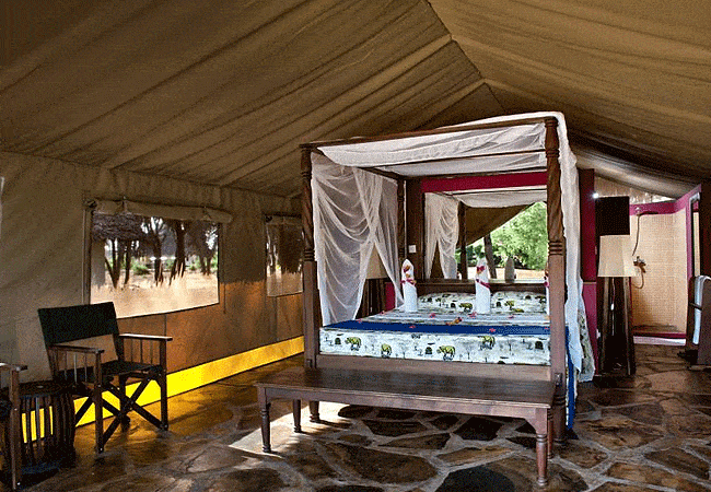 doa-doa-safari-camp-tsavp-east-national-park-guest-bed-in-the-tent Doa Doa Safari Camp Tsavo East National Park Kenya