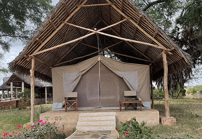 doa-doa-safari-camp-tsavp-east-national-park-guest-tents Doa Doa Safari Camp Tsavo East National Park