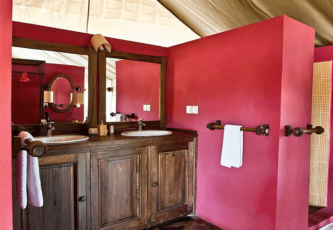 doa-doa-safari-camp-tsavp-east-national-park-has-en-suite-bathrooms-in-each-of-its-tents-standard-rooms-and-bungalows Doa Doa Safari Camp Tsavo East National Park Kenya