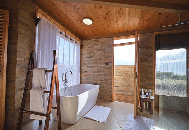 elephant-gorge-camp-amboseli-national-park-featuring-large-double-beds- luxurious-bathtubs-and-rejuvenating-showers Elephant Gorge Camp Amboseli