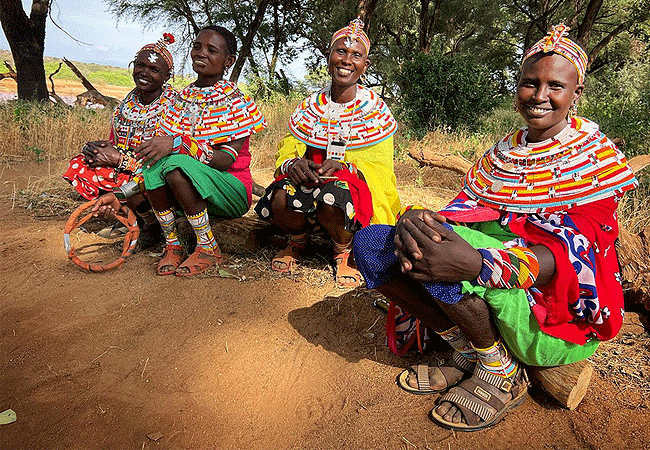 elephant-watch-camp-samburu-women-beading Elephant Watch Camp Samburu