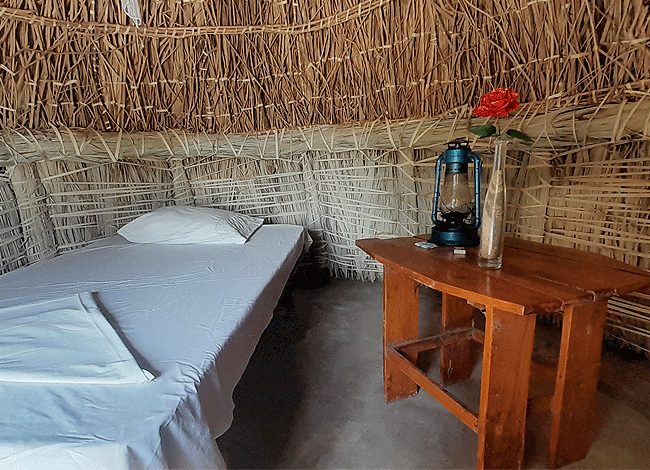eliye-springs-resort-manyatta-hut-accommodation Eliye Springs Resort Turkana