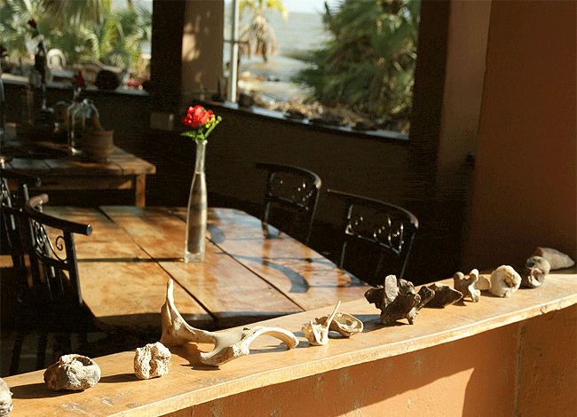 eliye-springs-resort-turkana-runs-a-restaurant-with-a-full-stocked-bar-and-a-curio-shop Eliye Springs Resort Turkana