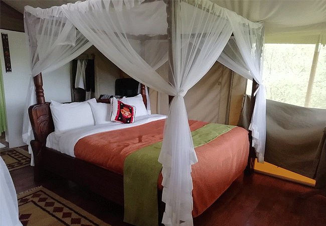 loyk-mara-camp-double-bed Loyk Mara Camp
