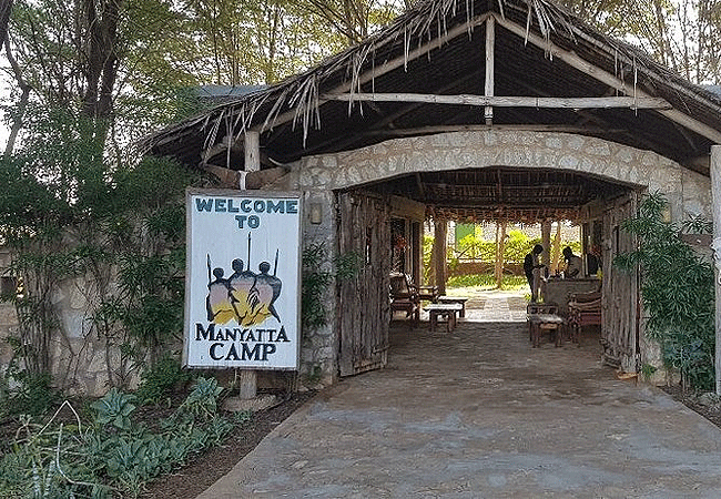 manyatta-camp-tsavo-east-national-park-reception-area Manyatta Camp Tsavo East National Park