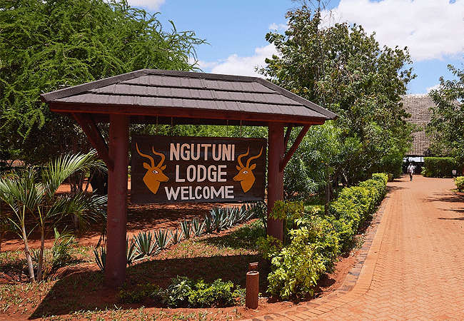 Ngutuni Safari Lodge Tsavo East National Park