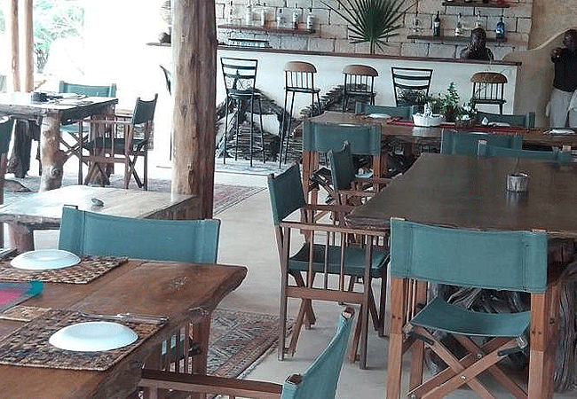 osteria-swara-camp-tsavo-east-national-park-dinning Osteria Swara Camp Tsavo East National Park