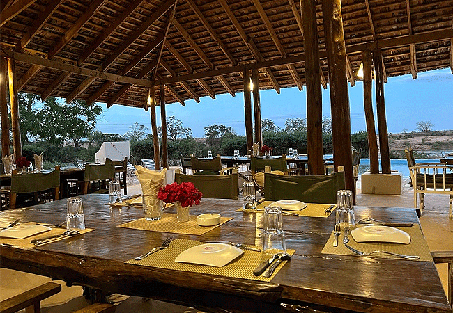 osteria-swara-camp-tsavo-east-national-park-restaurant Osteria Swara Camp Tsavo East National Park