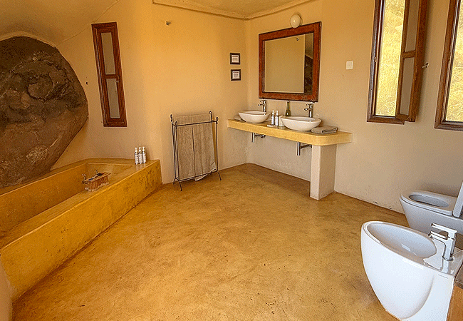 Saruni Samburu Lodge Kalama Conservancy