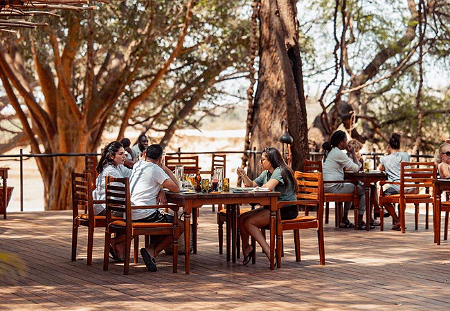 soroi-larsens-samburu-camp-bar-samburu-national-reserve-restaurant Soroi Larsens Camp Samburu National Reserve